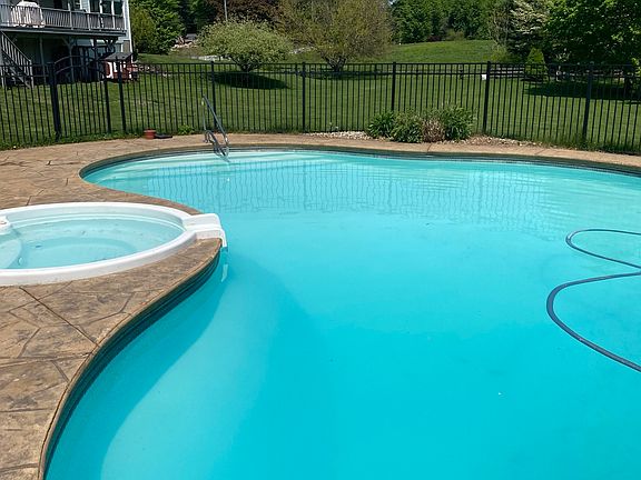 5th image of 101 Grieb Road