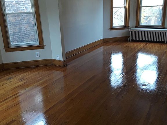 2nd image of 5939 S Maplewood Ave #2