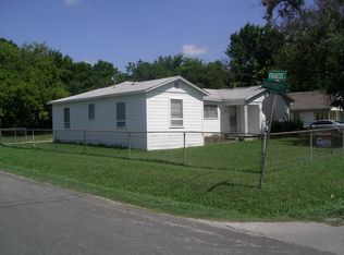 1122 S Frances St, Terrell, TX 75160