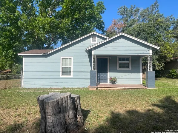 764 Boenig, Seguin, TX 78155