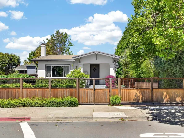 914 61st St, Oakland, CA 94608