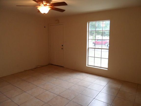 2nd image of 6117 N 22nd Ln