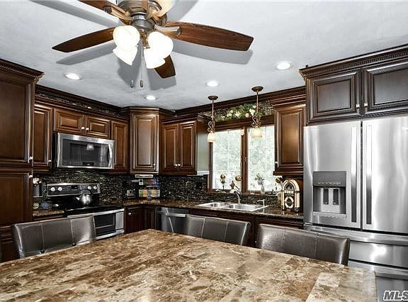 3rd image of 47 Jenkins Ave