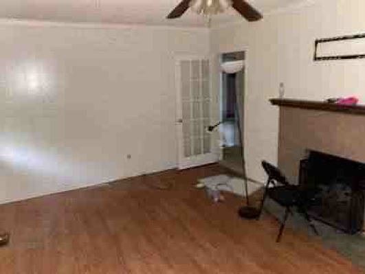 Additional Living Room