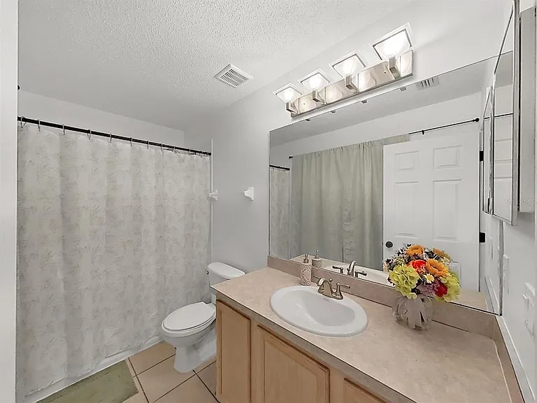 18126 Paradise Point Dr — Photo 21
