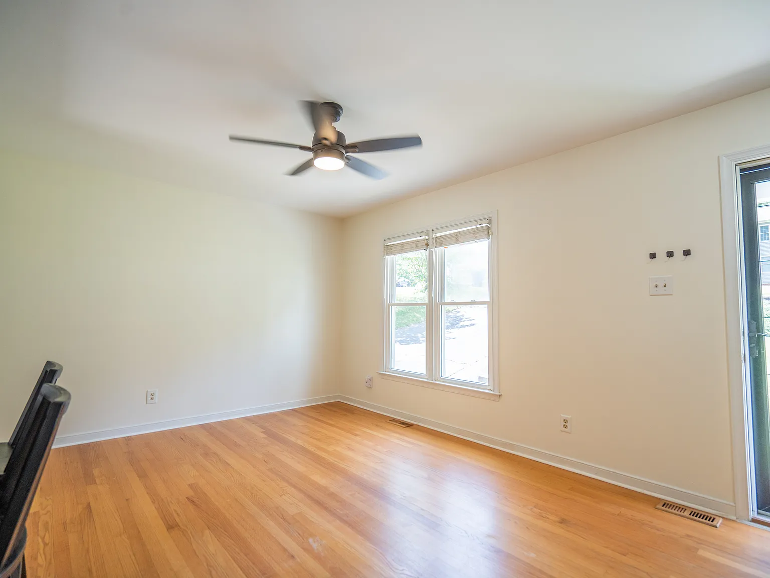 4 bed, 1532 sqft, $2,395 — Photo 2