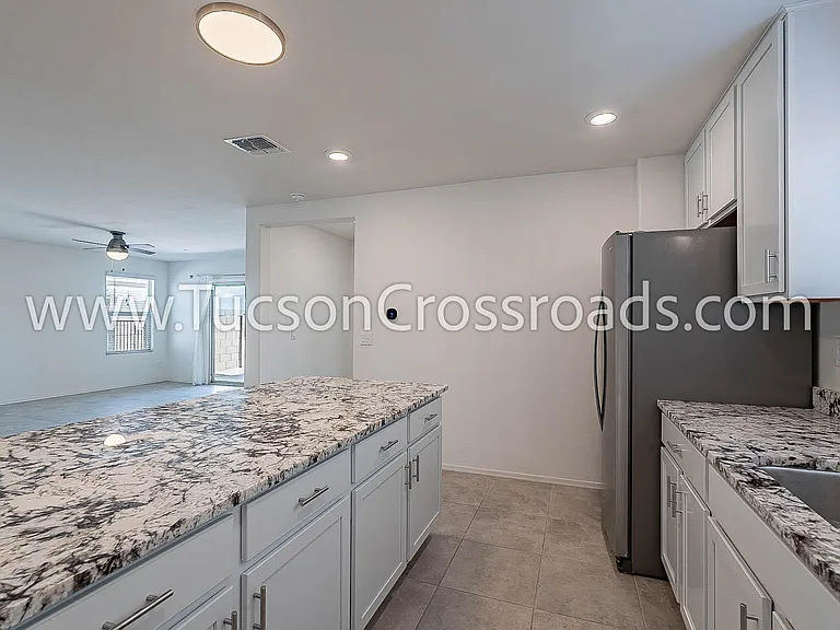 10611 Halsey Dr — Photo 12