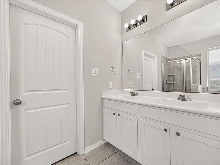 20223 Highfield Park Dr — Photo 35