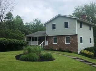 708 Weymouth Rd, Medina, OH 44256