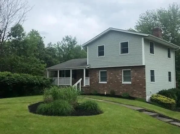 708 Weymouth Rd, Medina, OH 44256