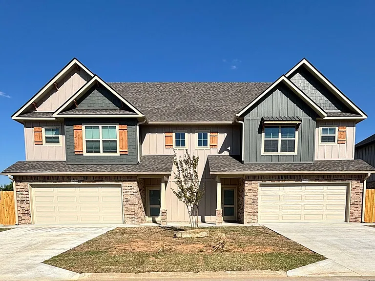 The Village at Geren Road — Photo 47