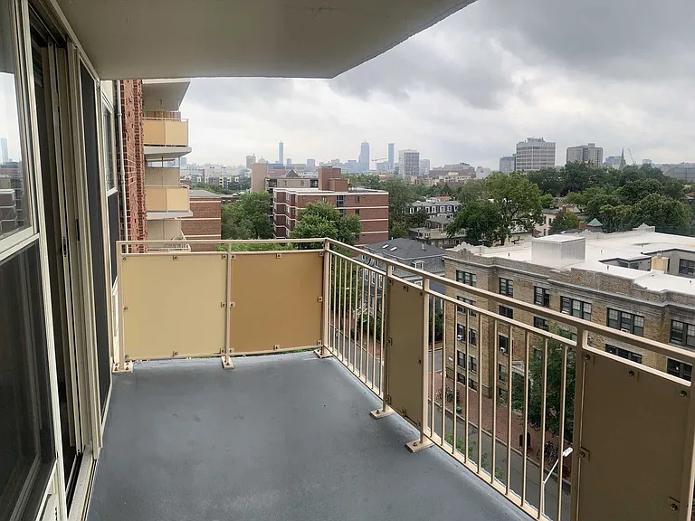 Harvard St — Photo 9