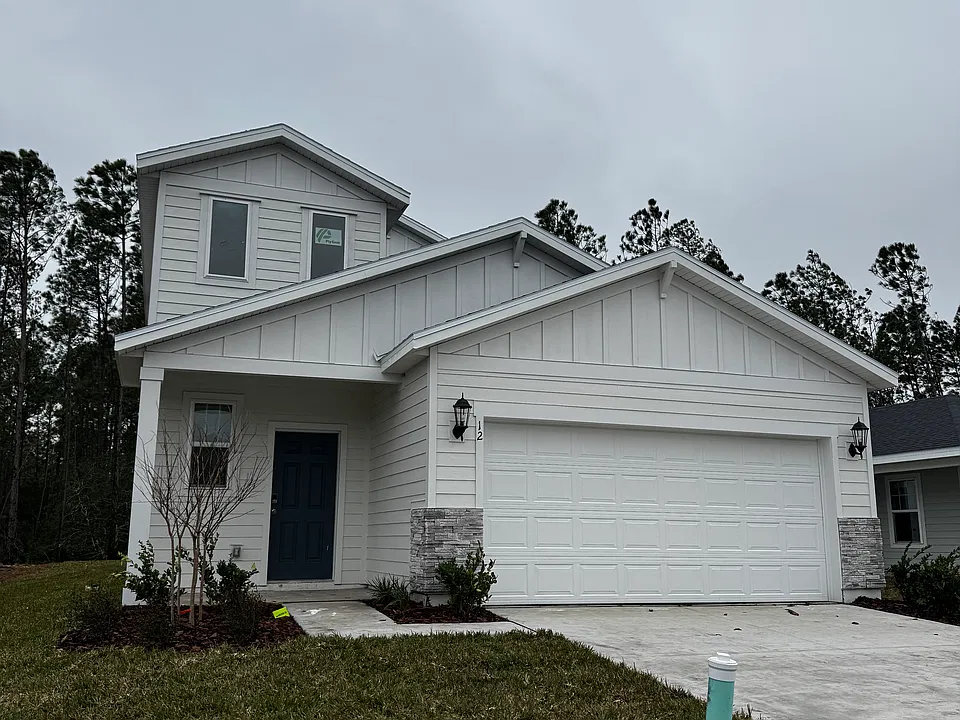12 Derbyshire Dr
