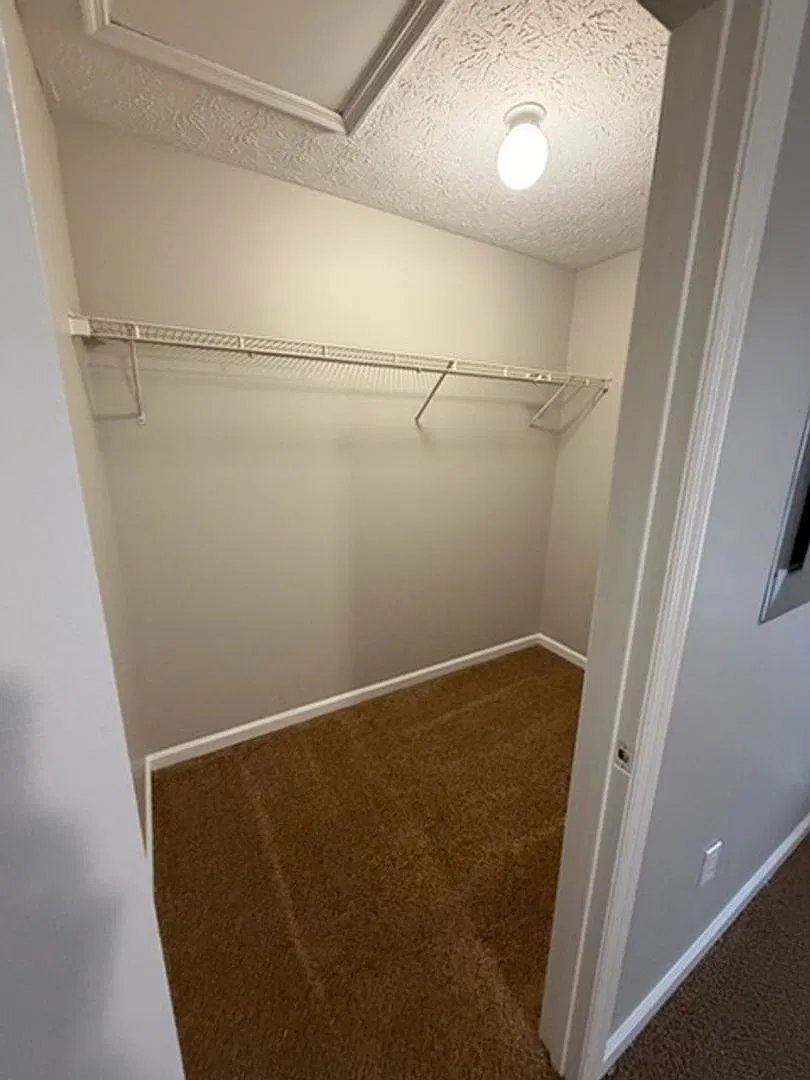 424 Jason Drive — Photo 4