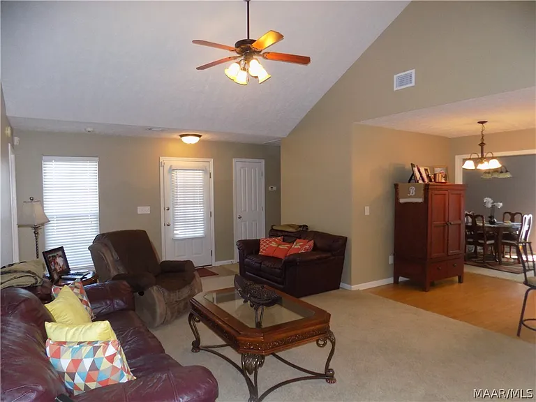 628 Vintage Way — Photo 4