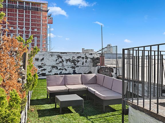 4th image of 206 E 124th St APT 5A