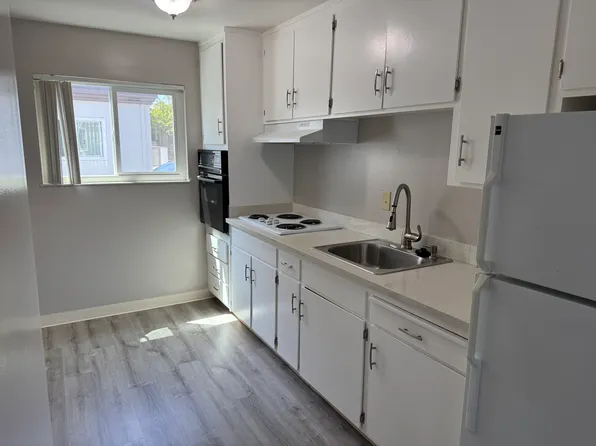 2070 Latham St APT 1, Mountain View, CA 94040