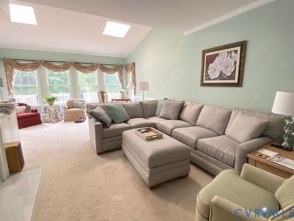 3rd image of 14307 Abbots Ridge Ct