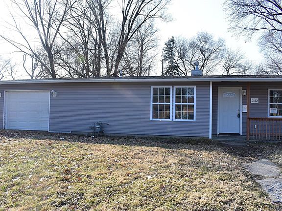 2nd image of 2112 Saint Clair Ave
