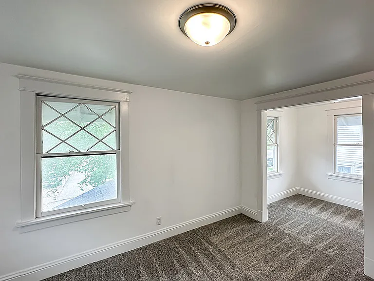 2122 Bancroft St — Photo 14