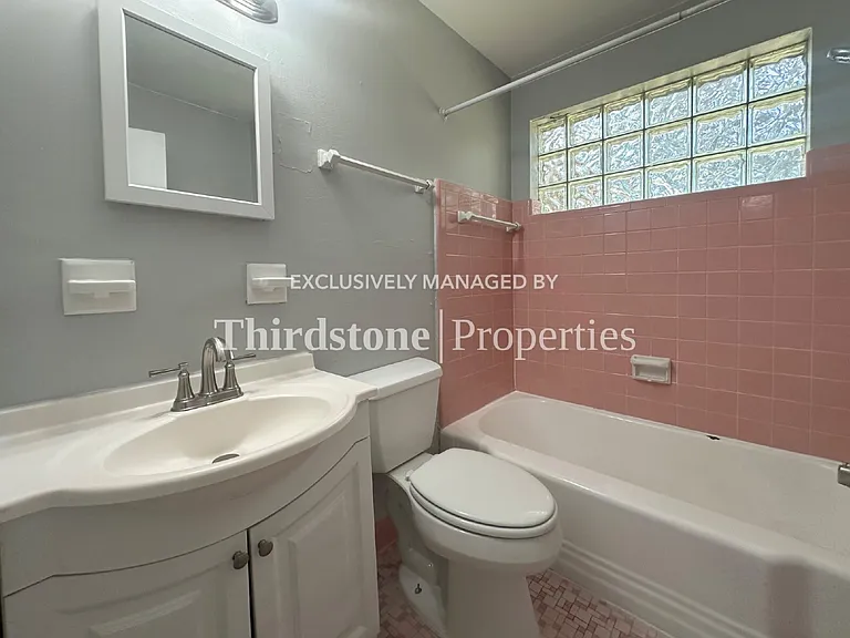 1038 La Marche Dr — Photo 12