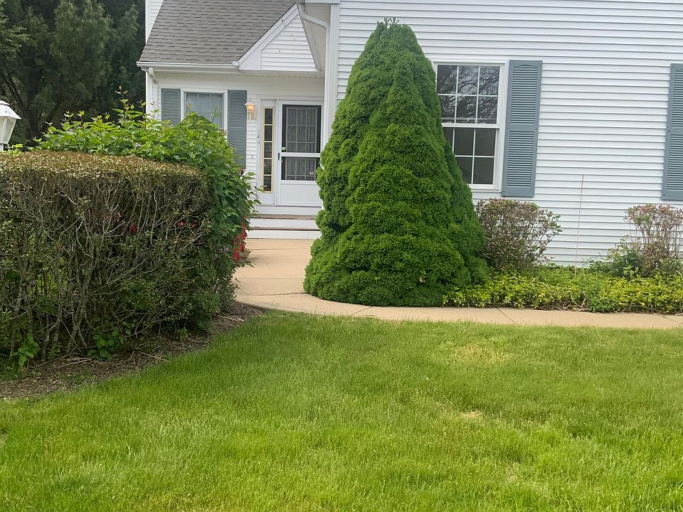 1st image of 89 Petal Ln