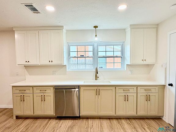 5th image of 3636 Linkwood Ln