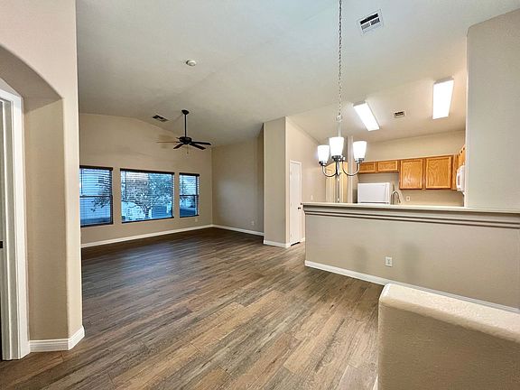 4th image of 1644 Clint Canyon Dr