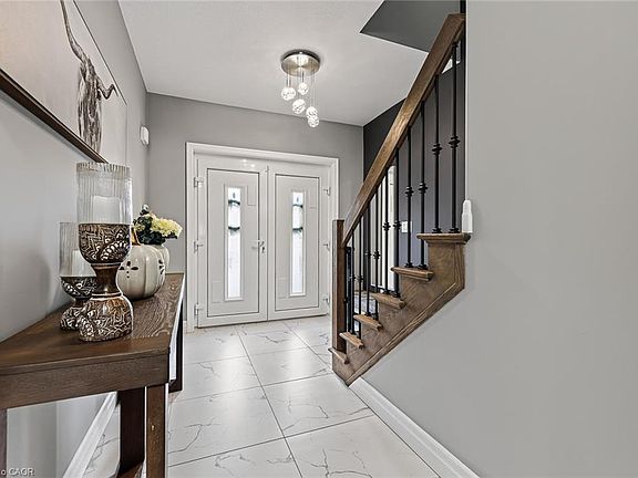 5th image of 9 Gibbons Rd