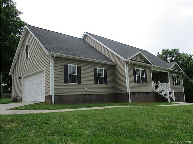 1st image of 270 Rumple Hill Dr