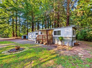 1700 Ferndale Ln, Crescent City, CA 95531