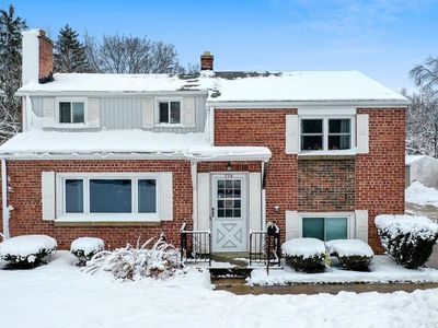 774 Chestnut St, Neenah, WI, 54956