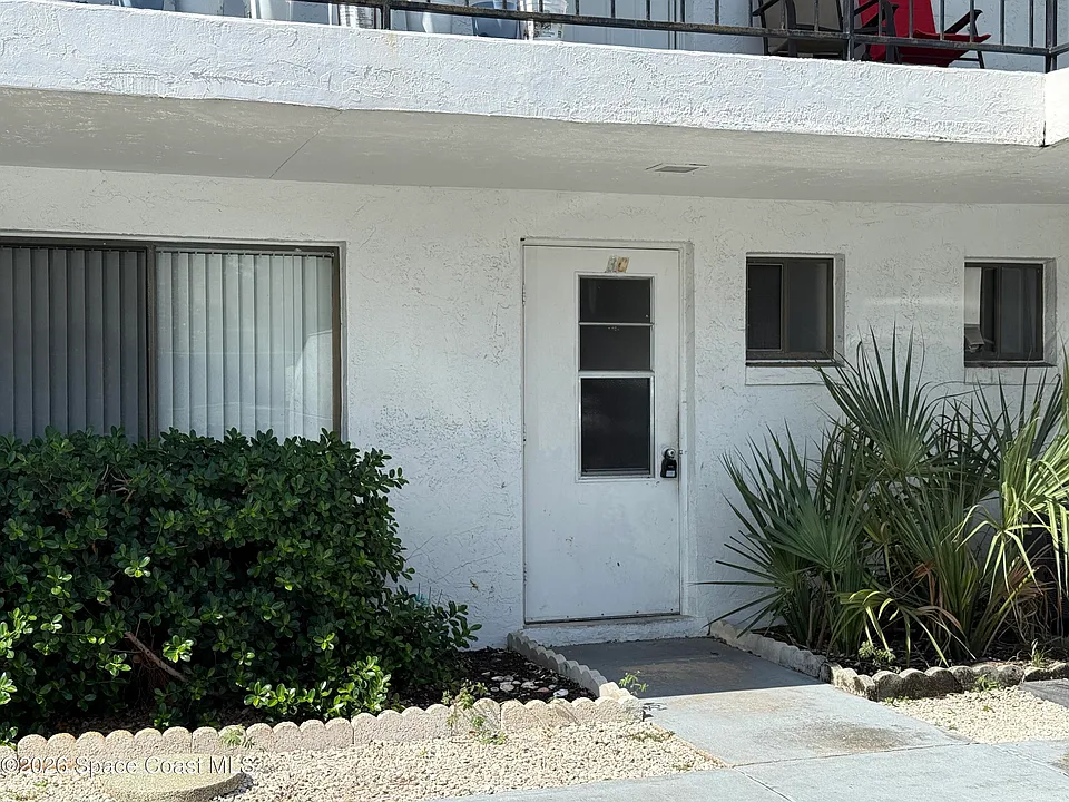 3755 S Hopkins Ave #C3