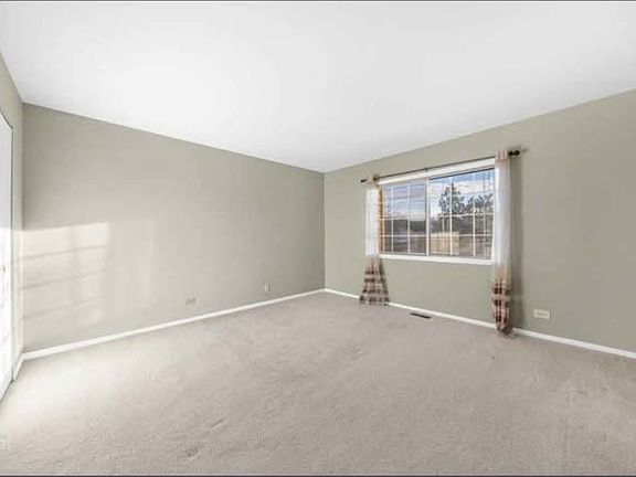 5th image of 1252 S Parkside Dr