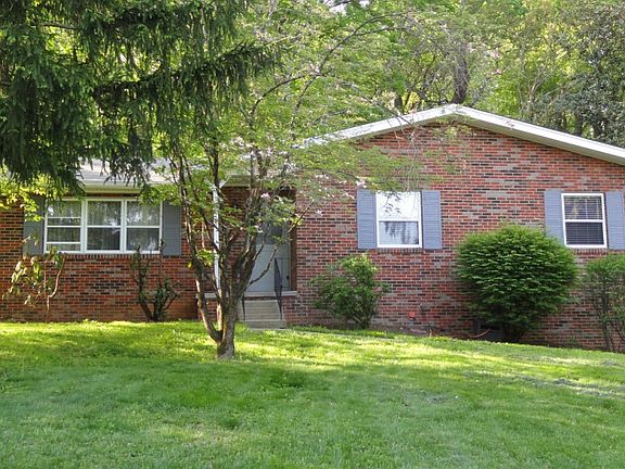 2nd image of 10432 Pinedale Dr