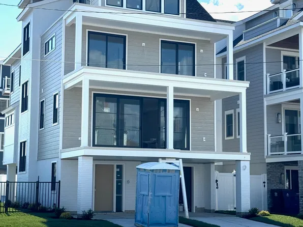 2 A N Melbourne Ave, Ventnor, NJ 08406
