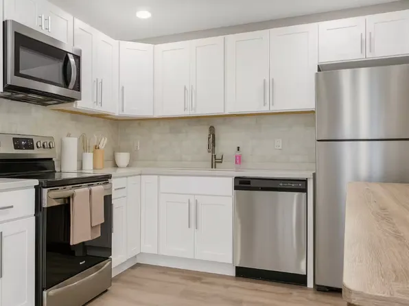 58 Fountain St #204, New Haven, CT 06515