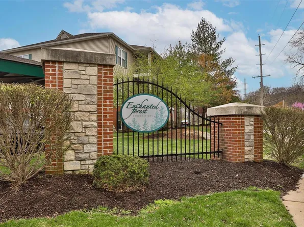 845 Forest Ave APT 101, Valley Park, MO 63088