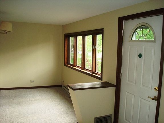 4th image of 11409 S Central Park Ave
