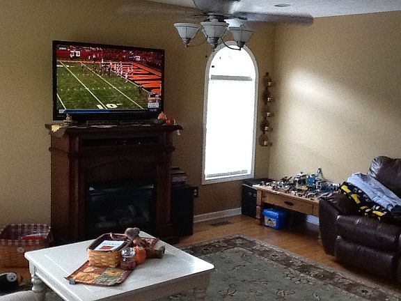 4th image of 96 Charger Ln