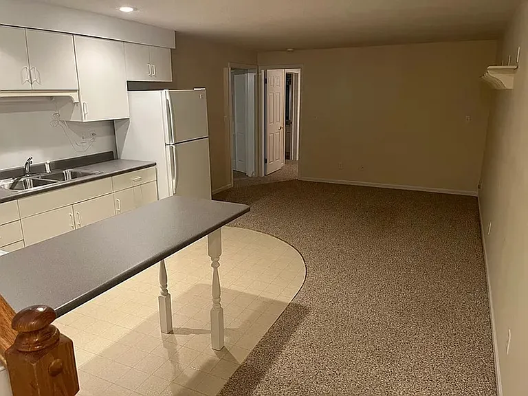 3363 Canterbury Ct — Photo 8