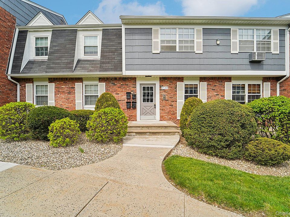 1st image of 103 Doxbury Lane