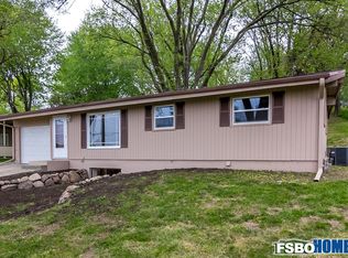 4722 Parkridge Ave, Pleasant Hill, IA 50327