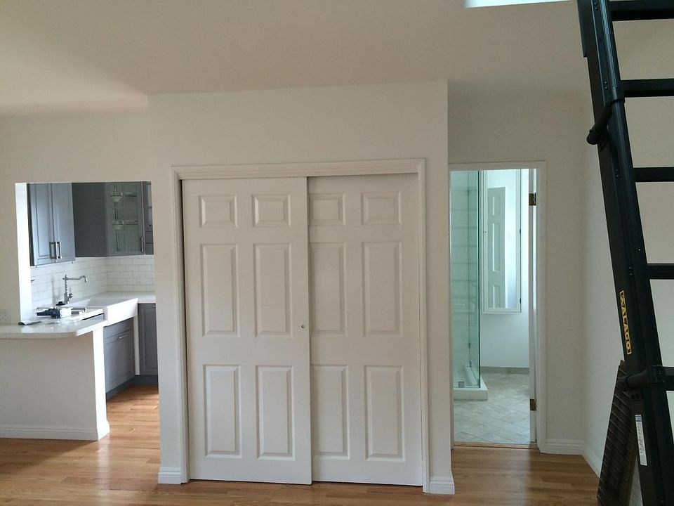 1st image of 1810 Oak St APT 6