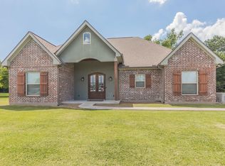 7603 Sugar Hill Dr, New Iberia, LA 70560
