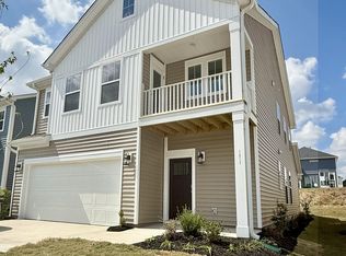 1317 Algeddis Dr, Greer, SC 29651