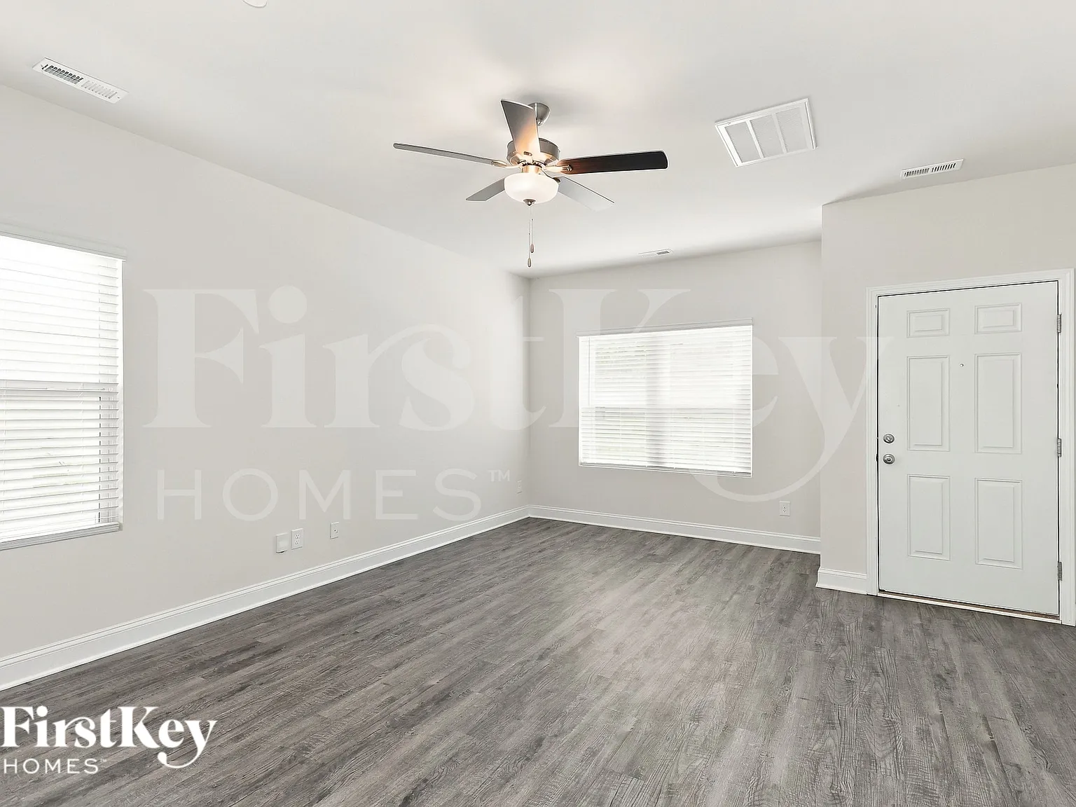 3 bed, 2.5 bath, 1881 sqft, $2,010 — Photo 3
