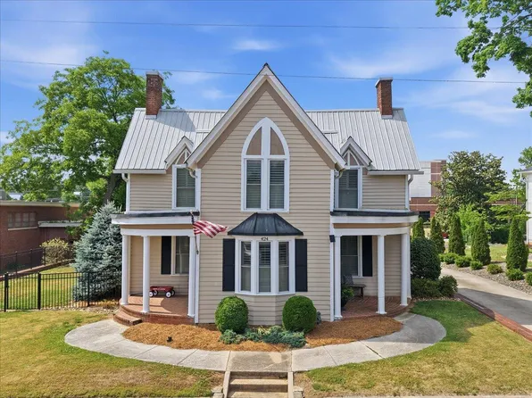 424 W 2nd North St, Morristown, TN 37814