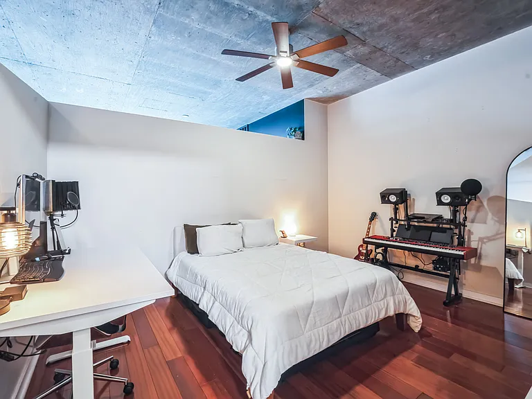400 W Peachtree St NW #2810 — Photo 9