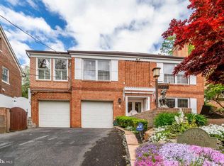 4928 30th St NW, Washington, DC 20008